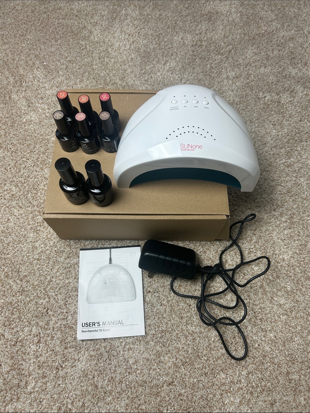 SUNONE White LED UV Nail Lamp with Assorted Gel Nail Polishes - Picture 3 of 5